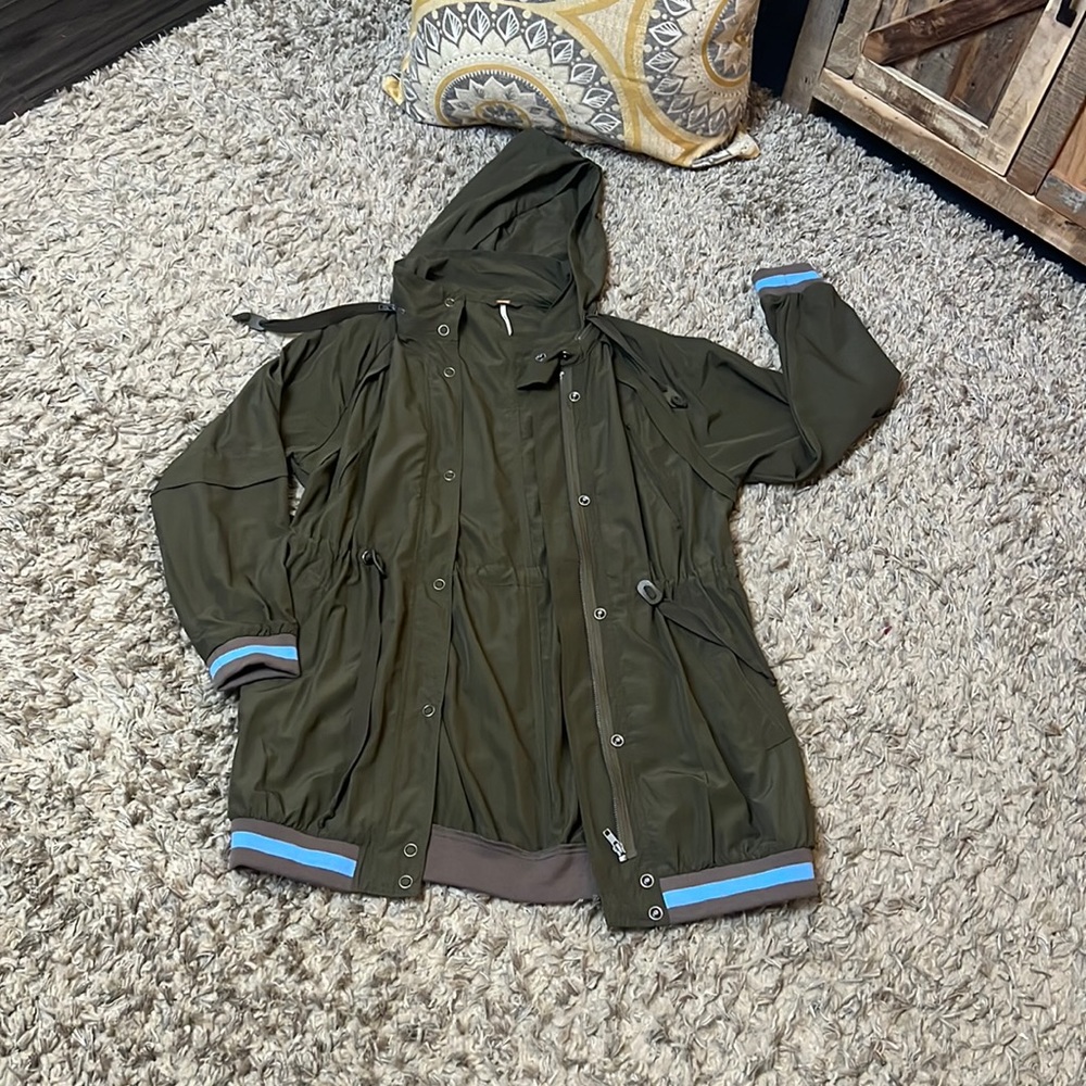 Adorable Frr people longer style rain jacket xs worn1x